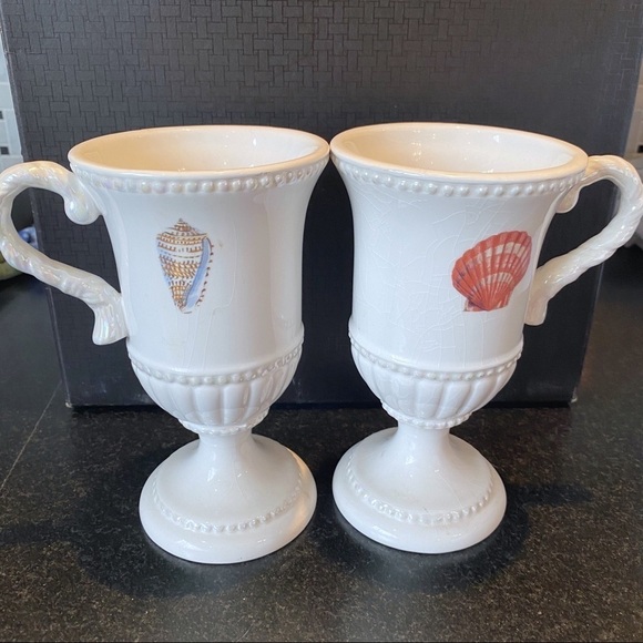 CIC | 2 Shell Mugs - Picture 1 of 8